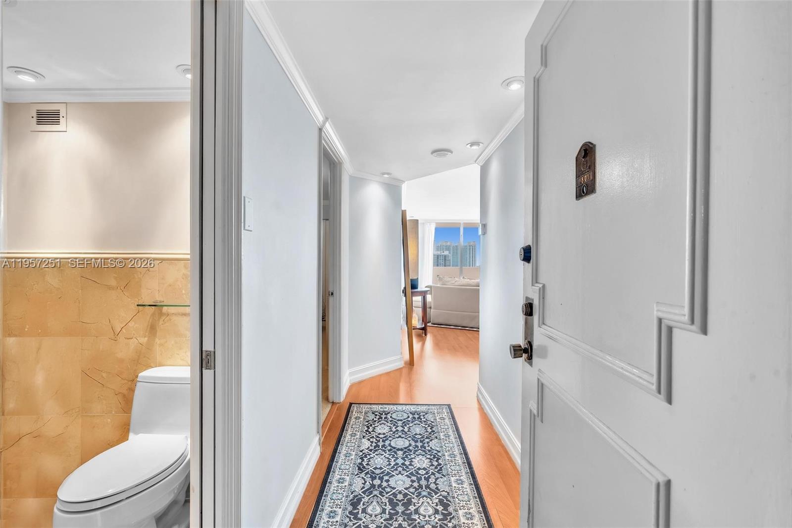 COMMODORE PLAZA CONDO - Residential