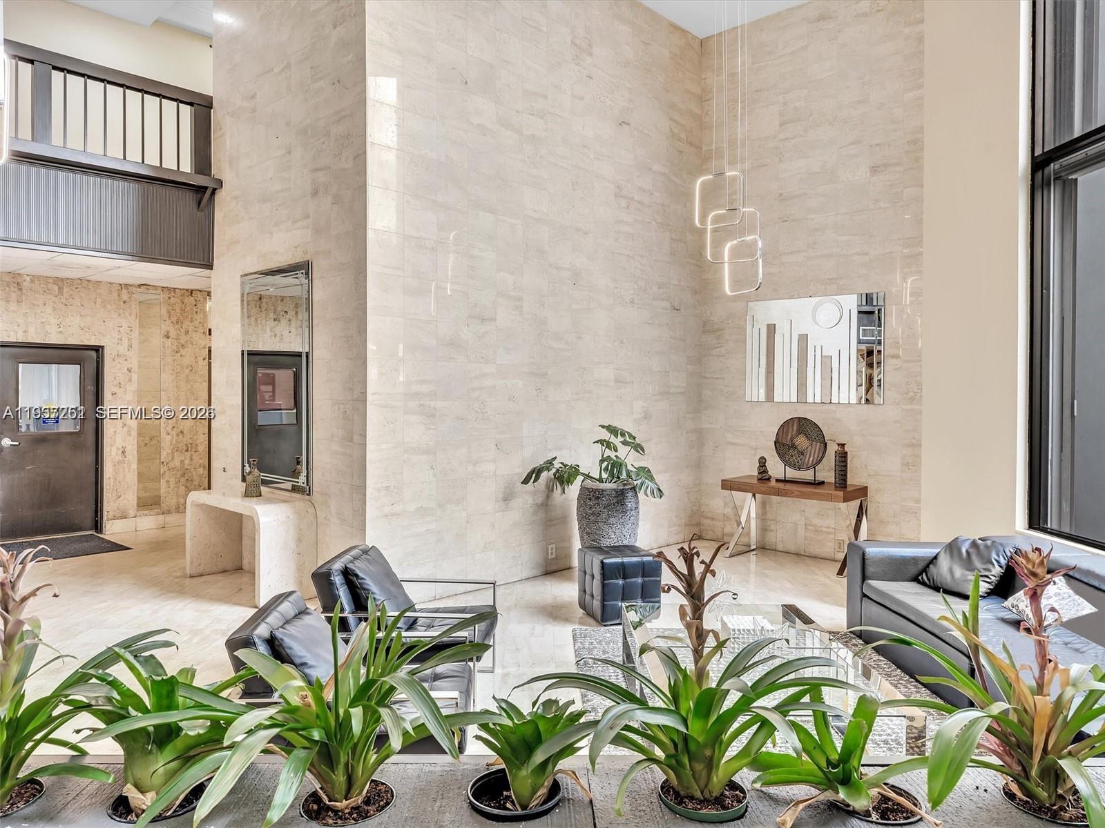 COMMODORE PLAZA CONDO - Residential