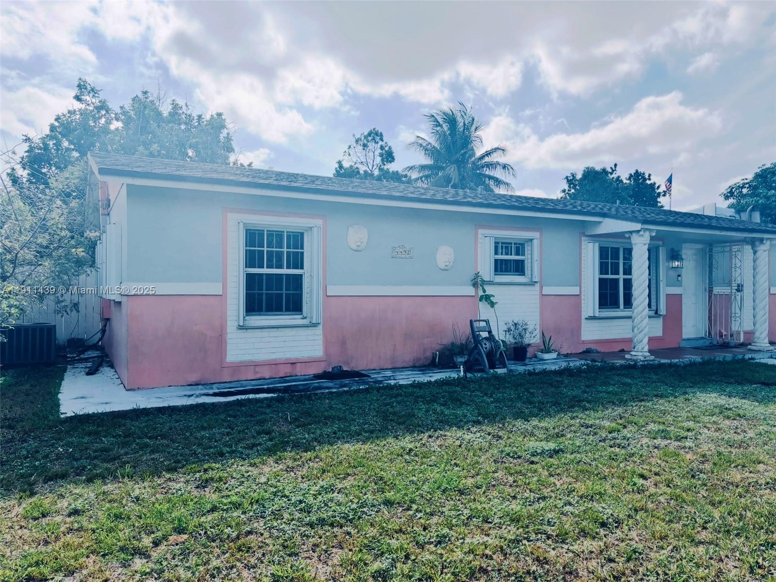 JAC-MO HOMES - Residential