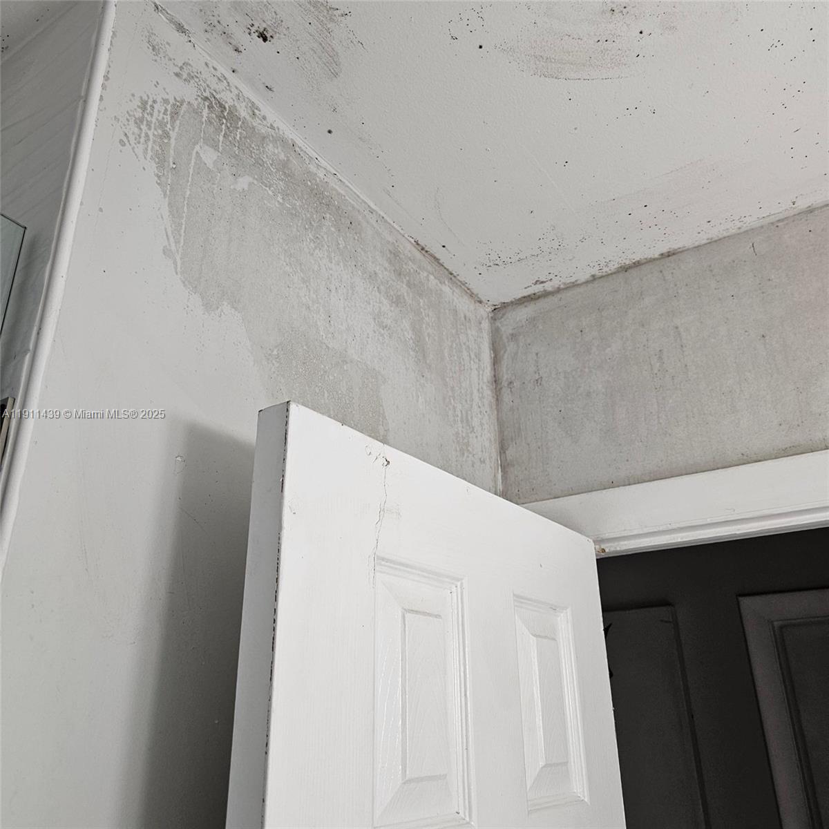 JAC-MO HOMES - Residential