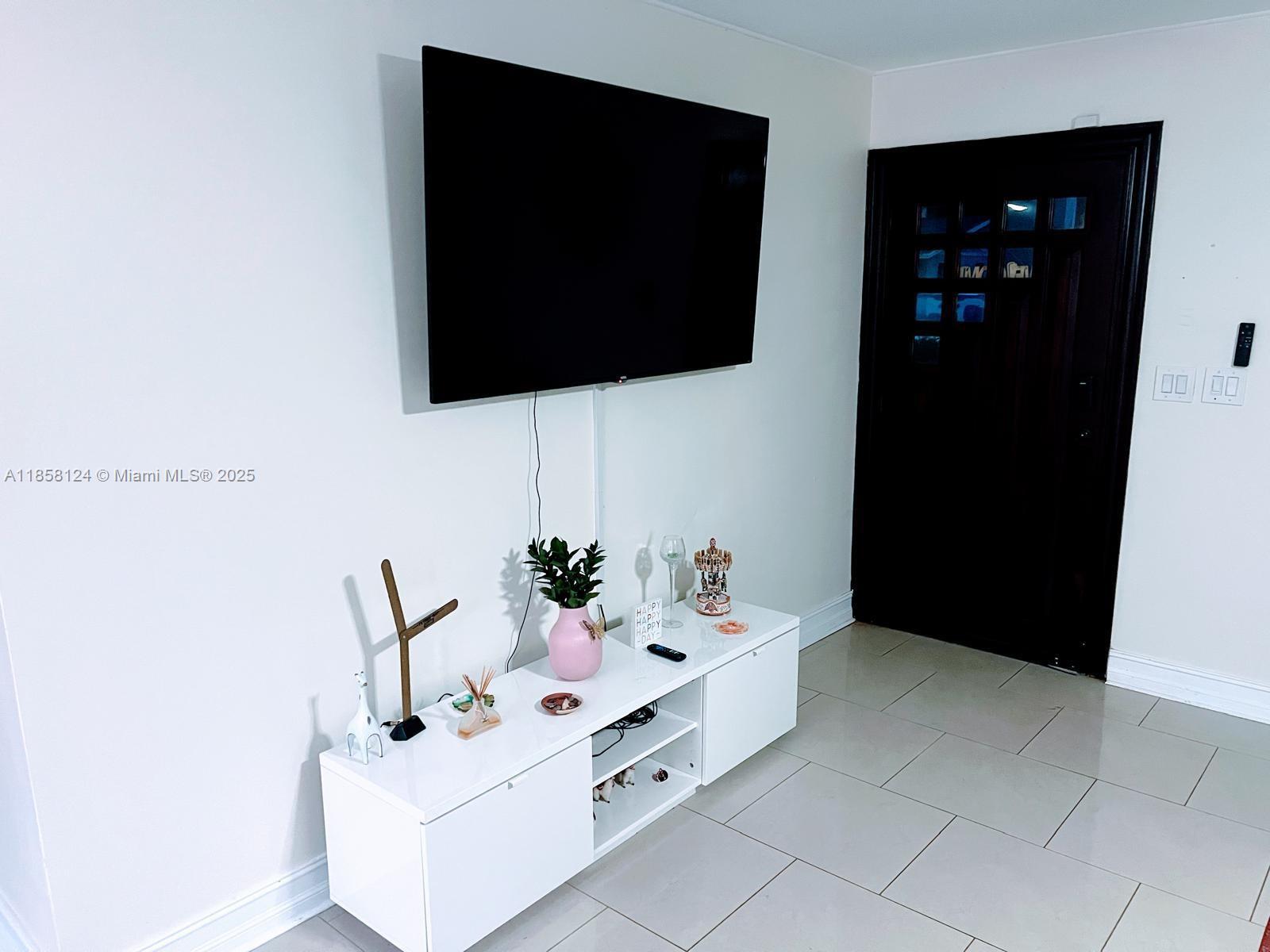 DRIFTWOOD ESTATES NO 17 - Residential Lease