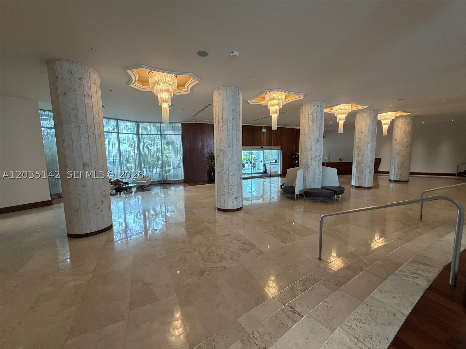 5161 Collins Ave 310