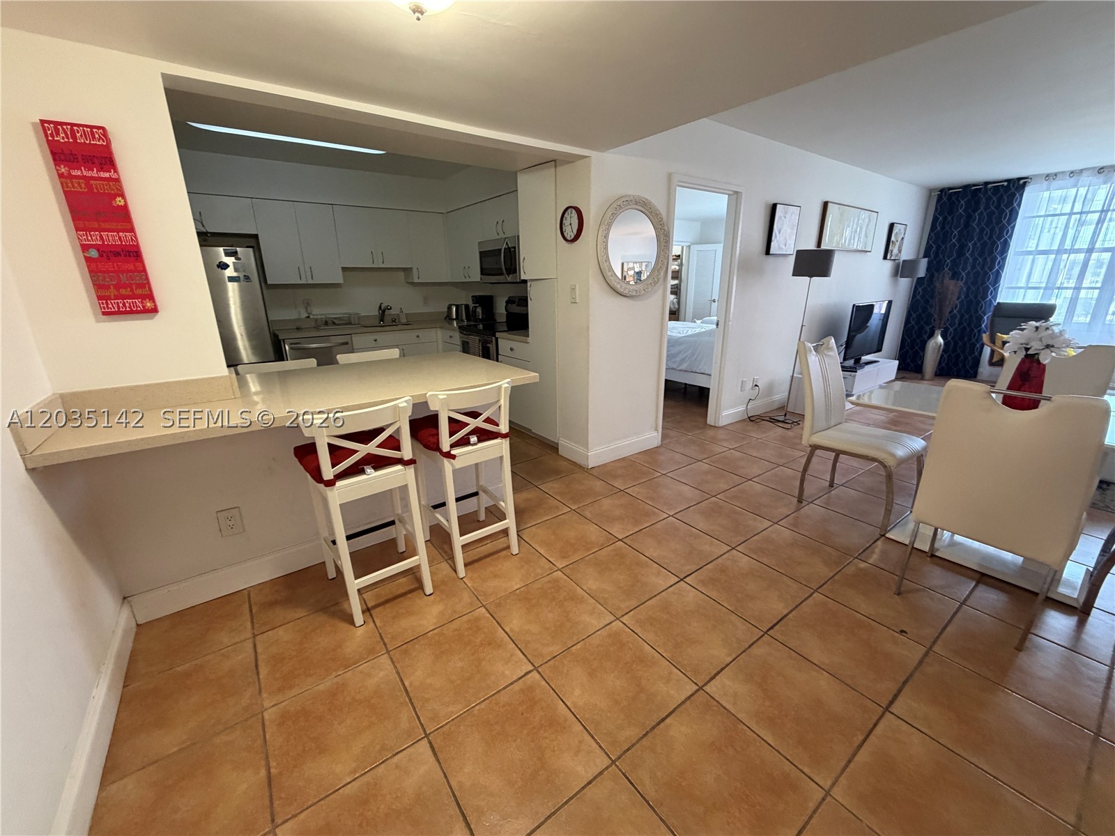 5161 Collins Ave 310