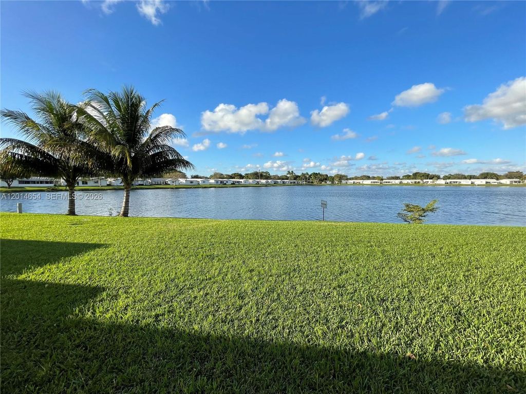 Photo of 8621 NW 12th St #D178, Plantation, FL 33322 (MLS # A12014654)