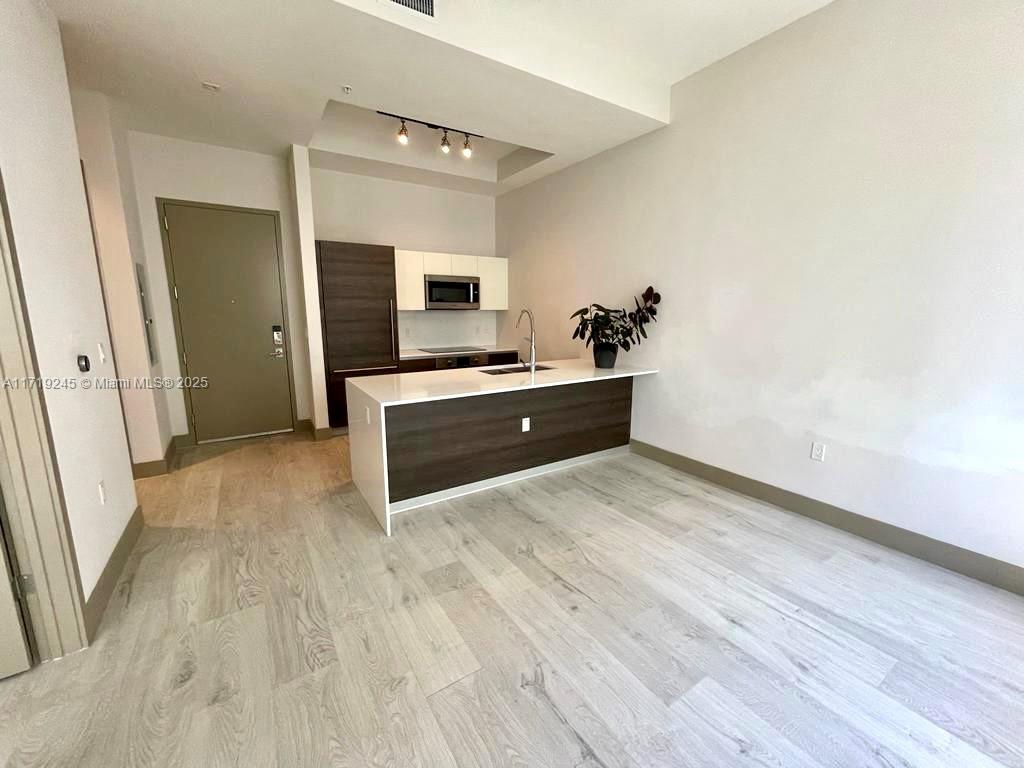MERRICK MANOR CONDO - Residential Lease
