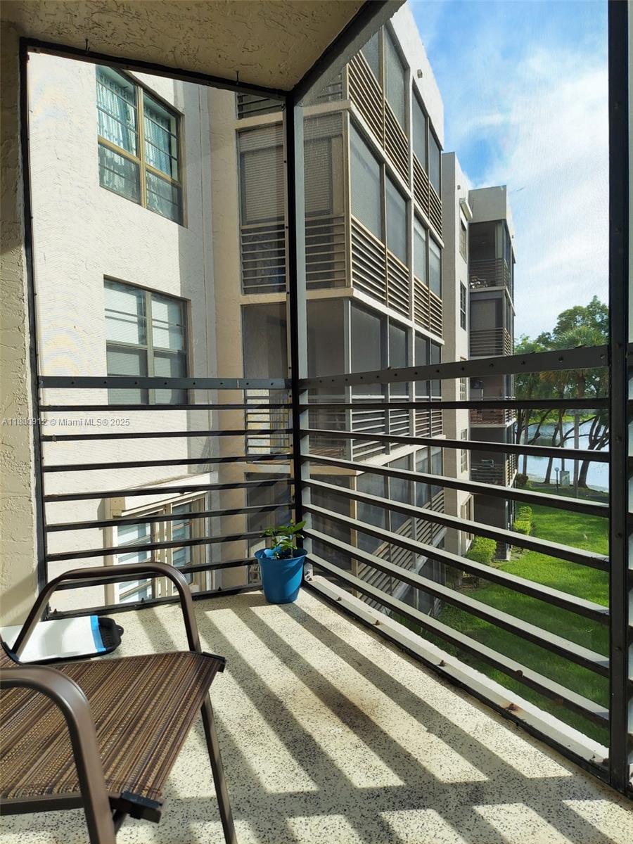 COLONY POINT 6 CONDO - Residential