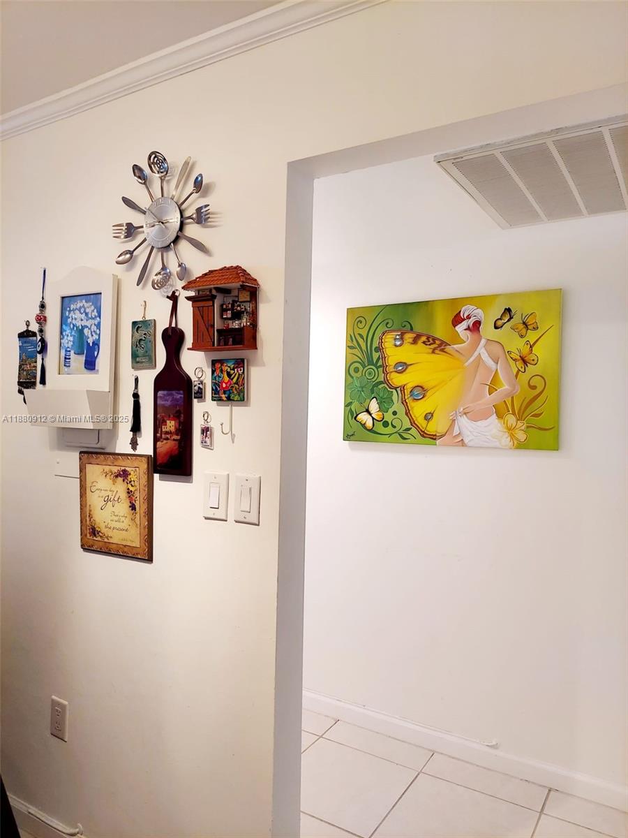 COLONY POINT 6 CONDO - Residential