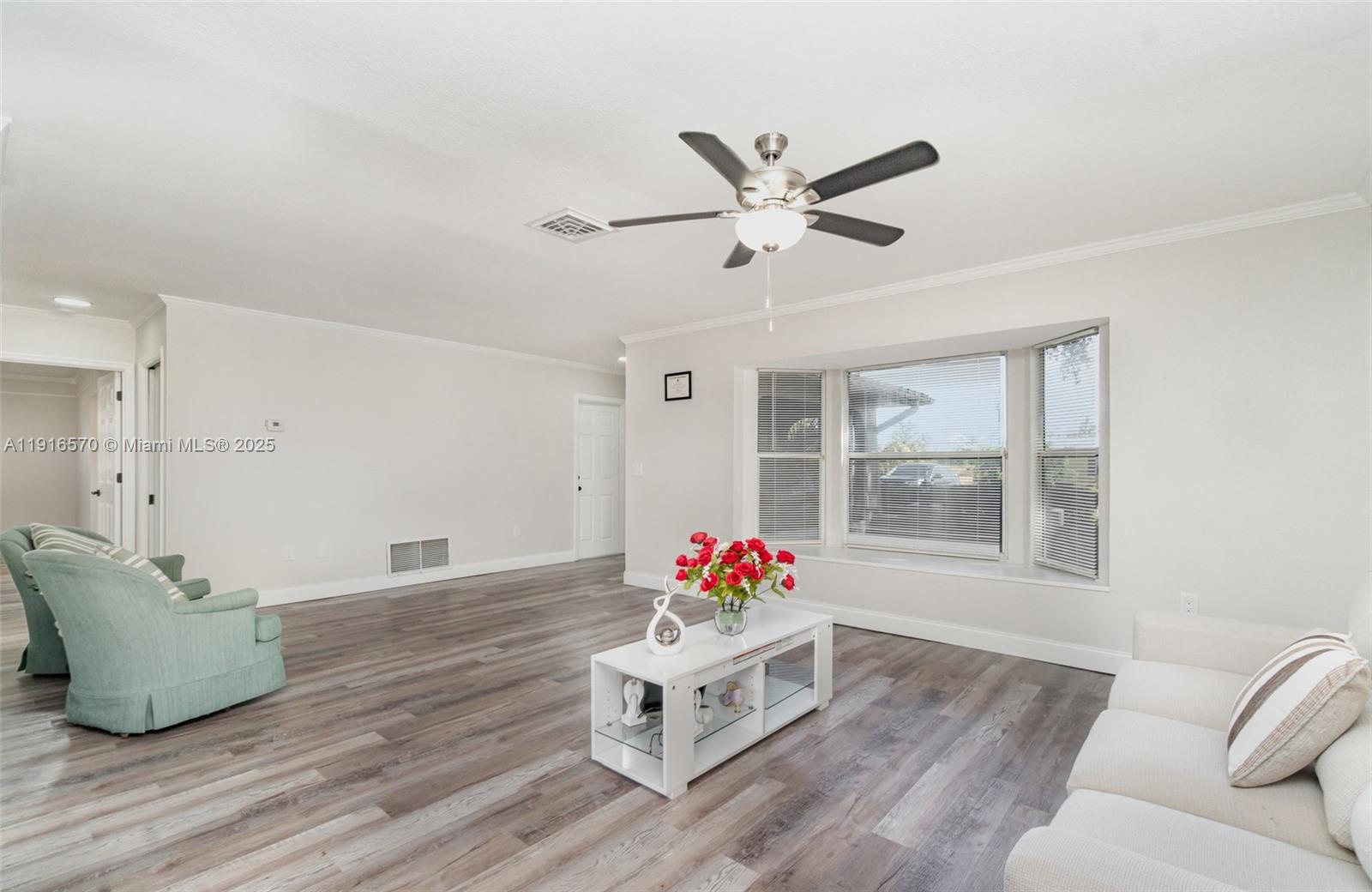 WARM MINERAL SPRINGS - Residential