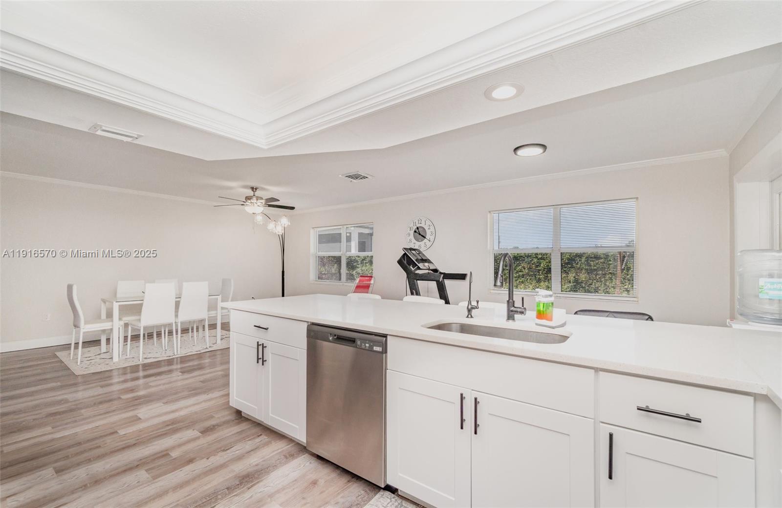 WARM MINERAL SPRINGS - Residential