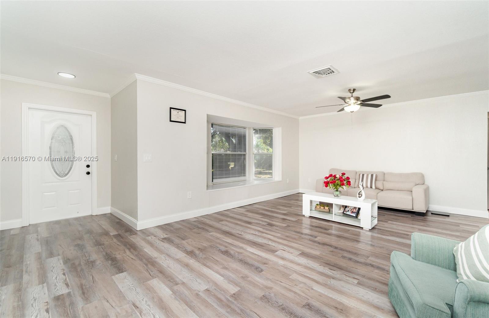 WARM MINERAL SPRINGS - Residential