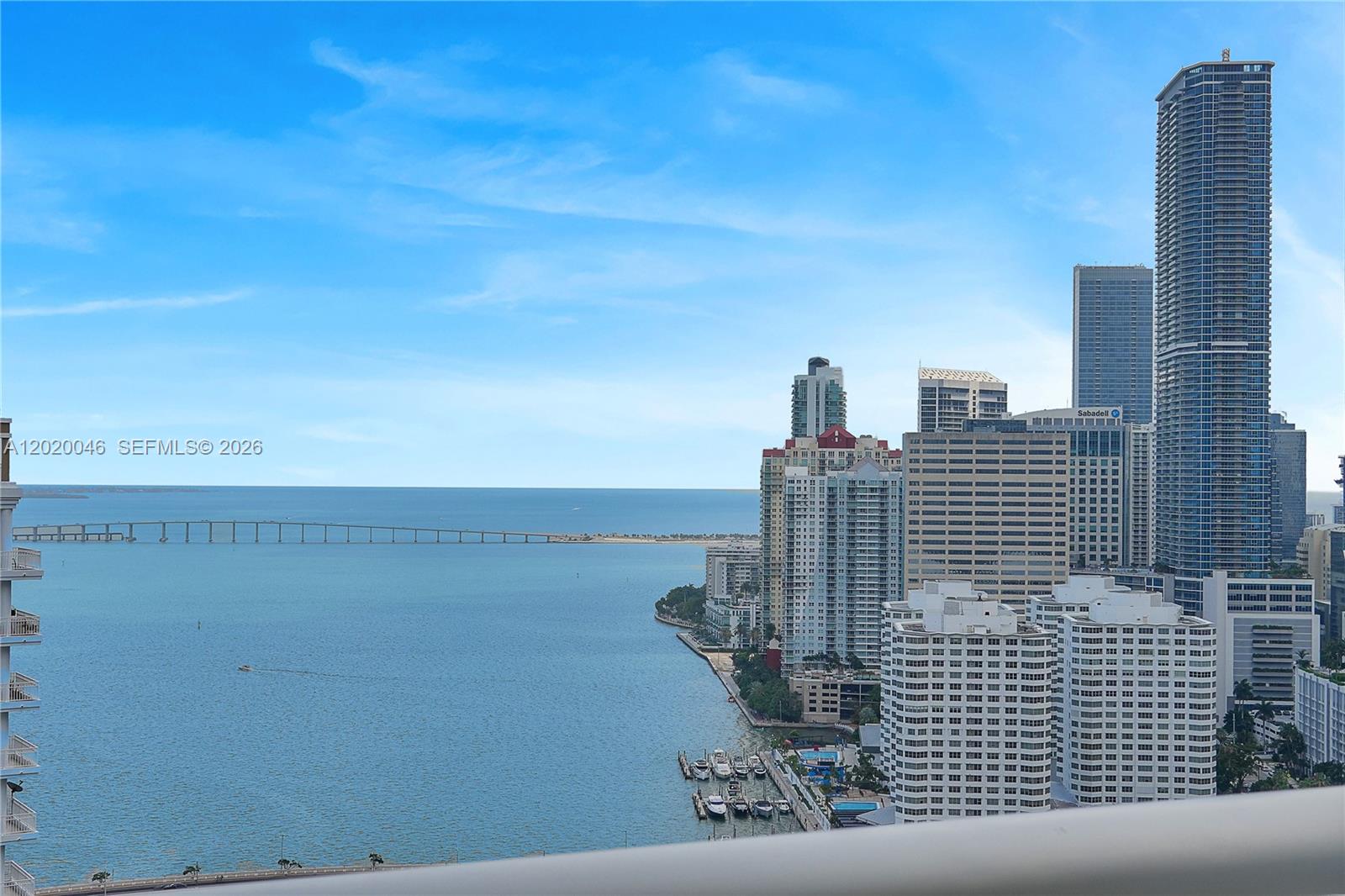 CARBONELL CONDO - Residential