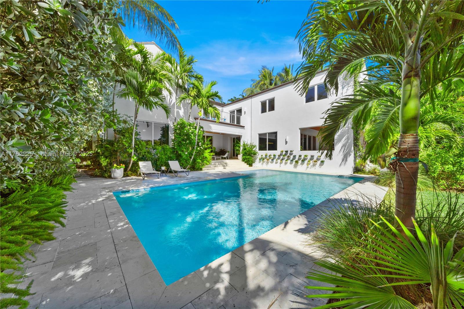 CAPE FLORIDA SUB SEC 3 - Residential