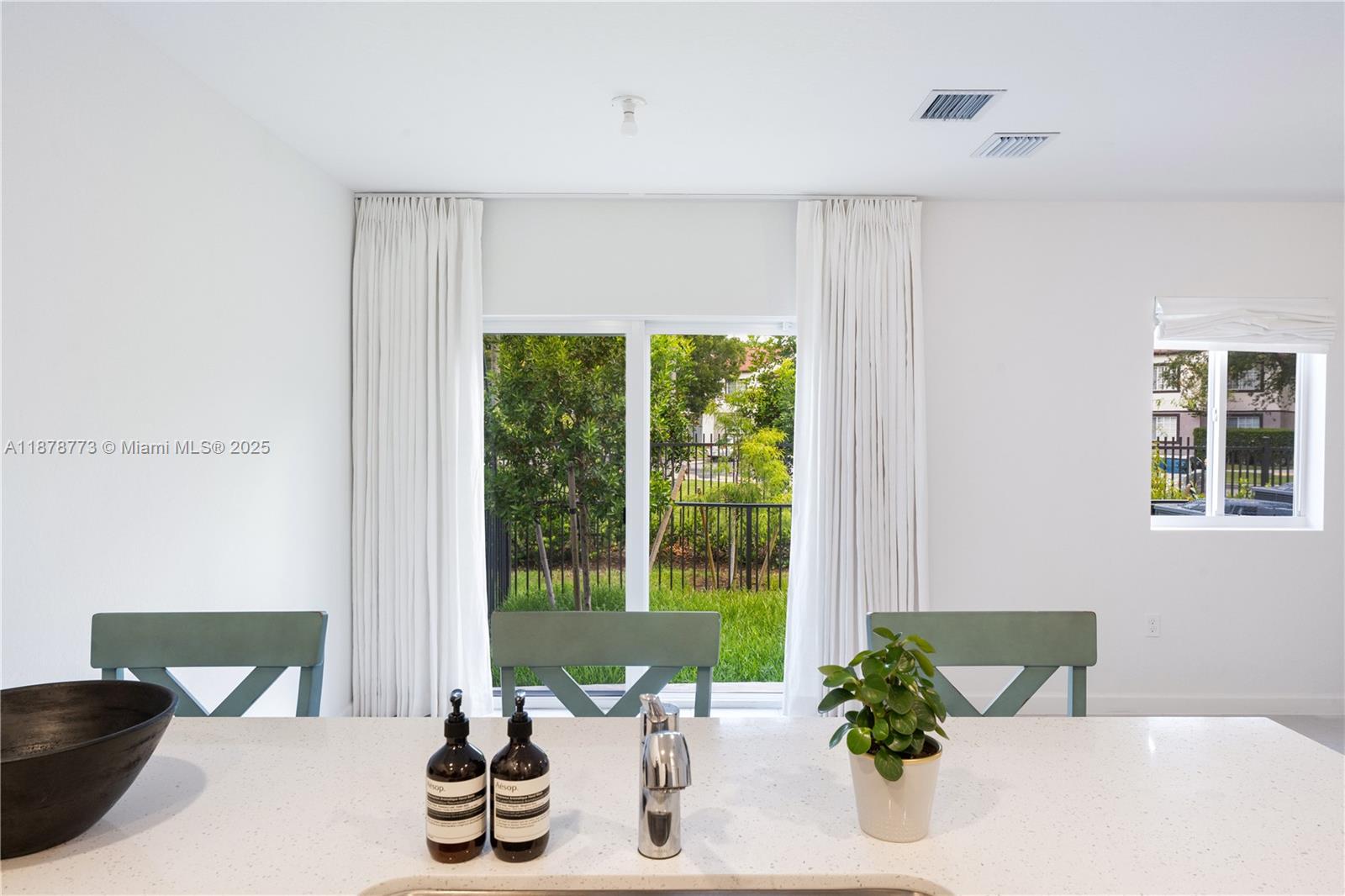 Magnolia - Residential