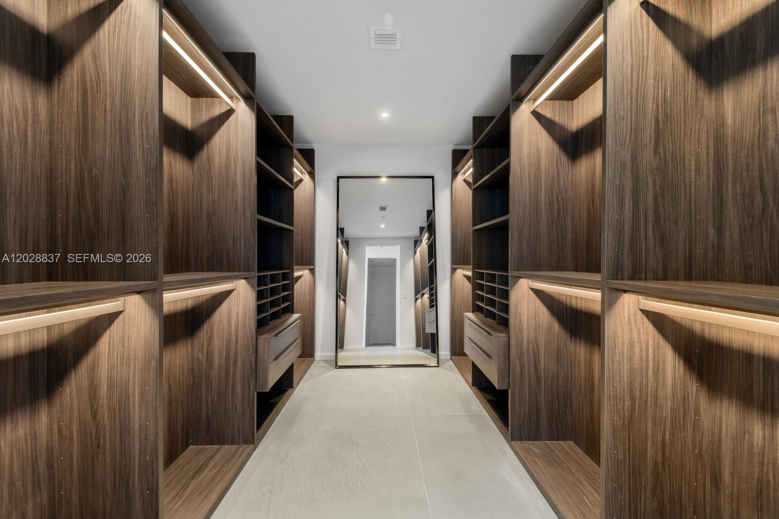 2000 OCEAN CONDO - Residential