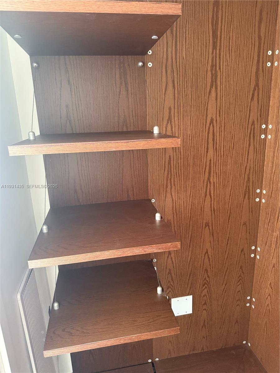 ICON CONDO - Residential Lease