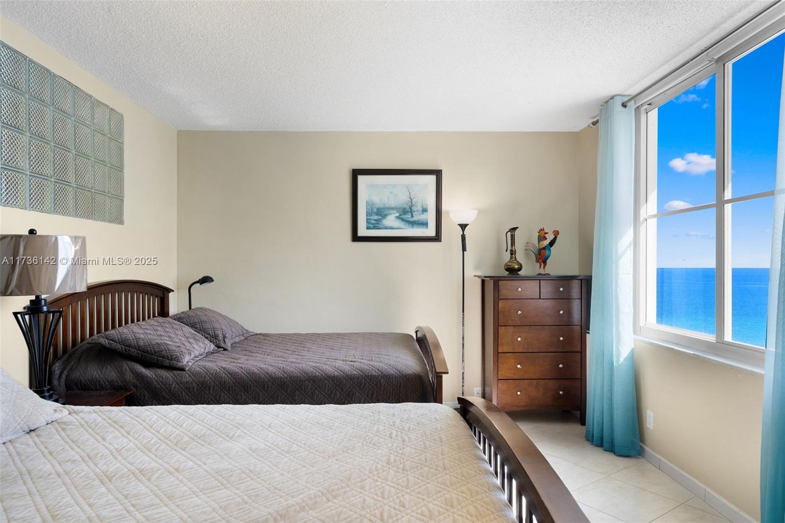 SEA AIR TOWERS CONDO - Residential Lease