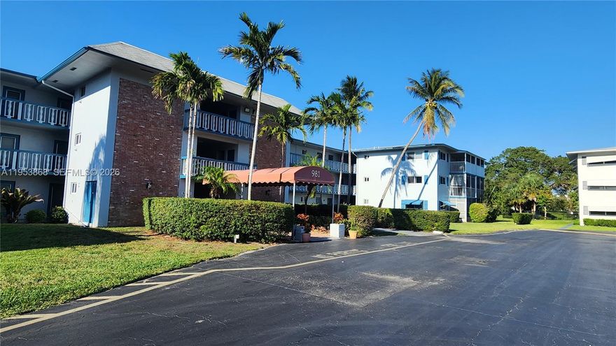 ONLY 2 MONTHS TO MOVE IN (FIRST MONTH AND ONE SECURITY DEPOSIT)—a beautiful 2-bedroom, 2-bathroom corner unit offering 899 sq ft of comfortable living space. Located on the first floor, this home features a screened patio, tile and vinyl flooring, and easy access to community amenities, including a private pool, BBQ area, fitness room, and more. Nestled in the heart of Hollywood, FL, this property provides convenient access to major highways, shopping, dining, and the popular Hollywood Beach Broadwalk, Anne Kolb Nature Center, and the vibrant downtown area.