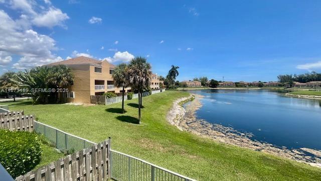 VILLAS AT LAKEVIEW CONDO - Residential