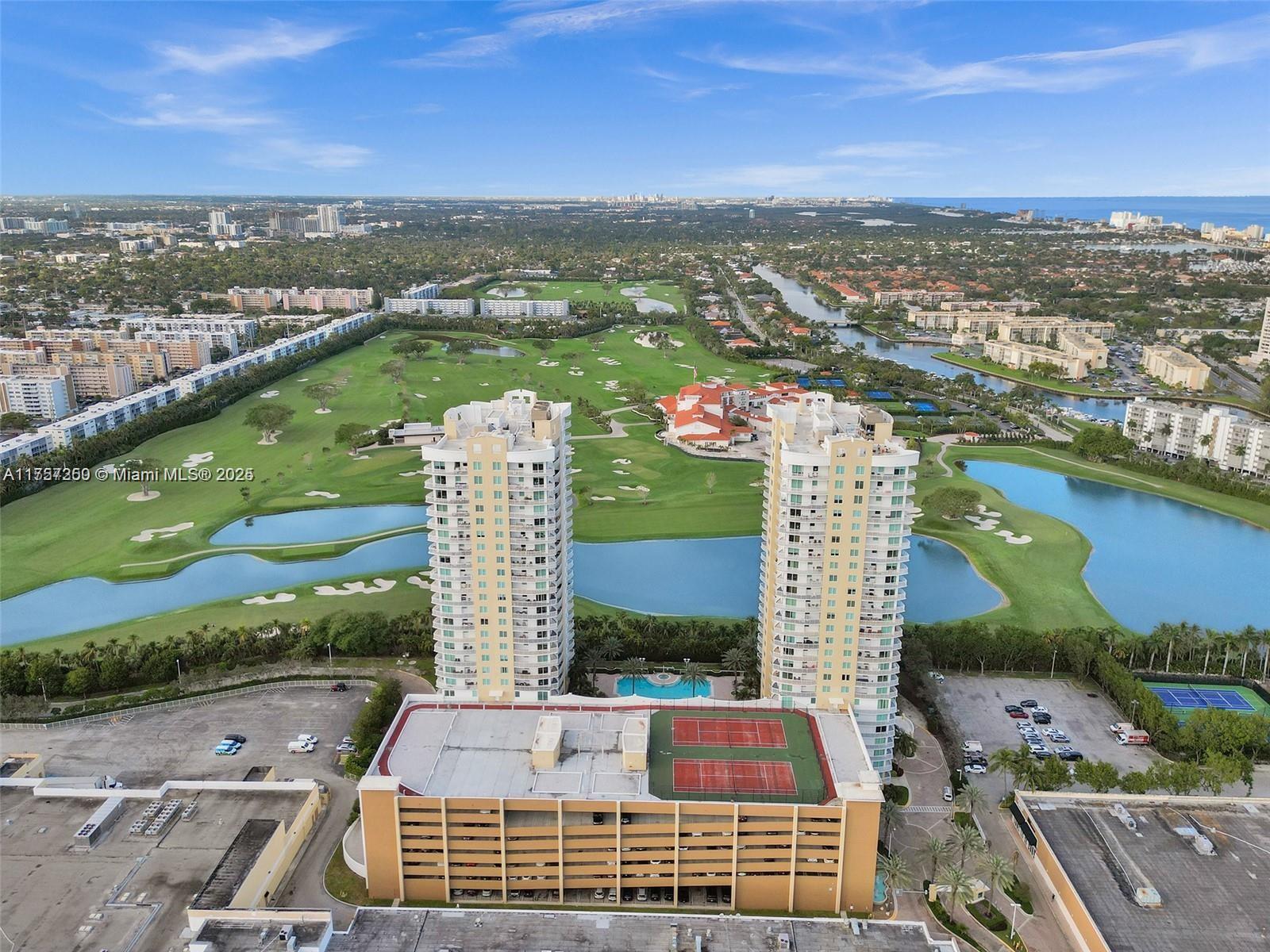 DUO CONDOMINIUM WEST - Residential