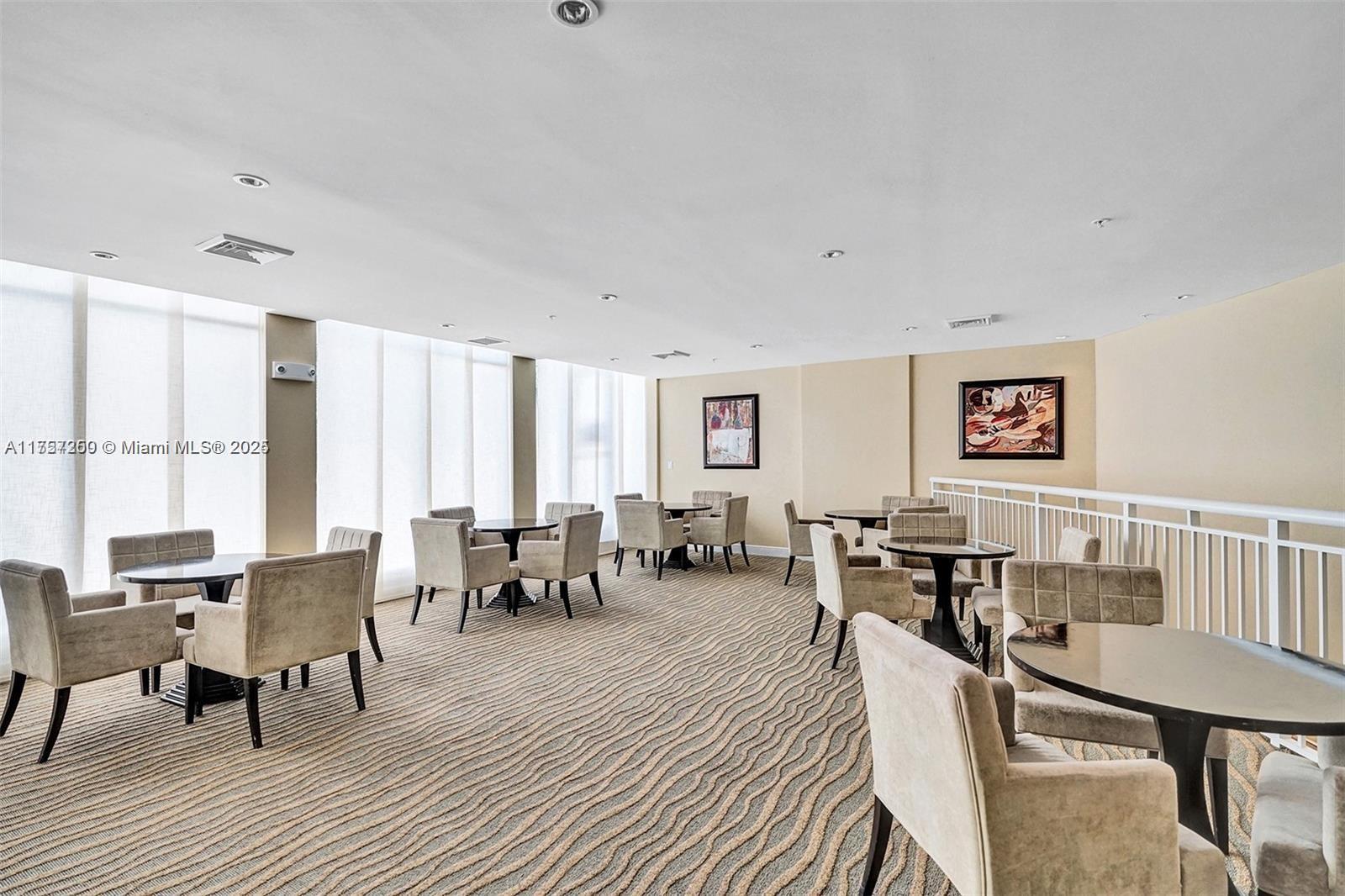 DUO CONDOMINIUM WEST - Residential
