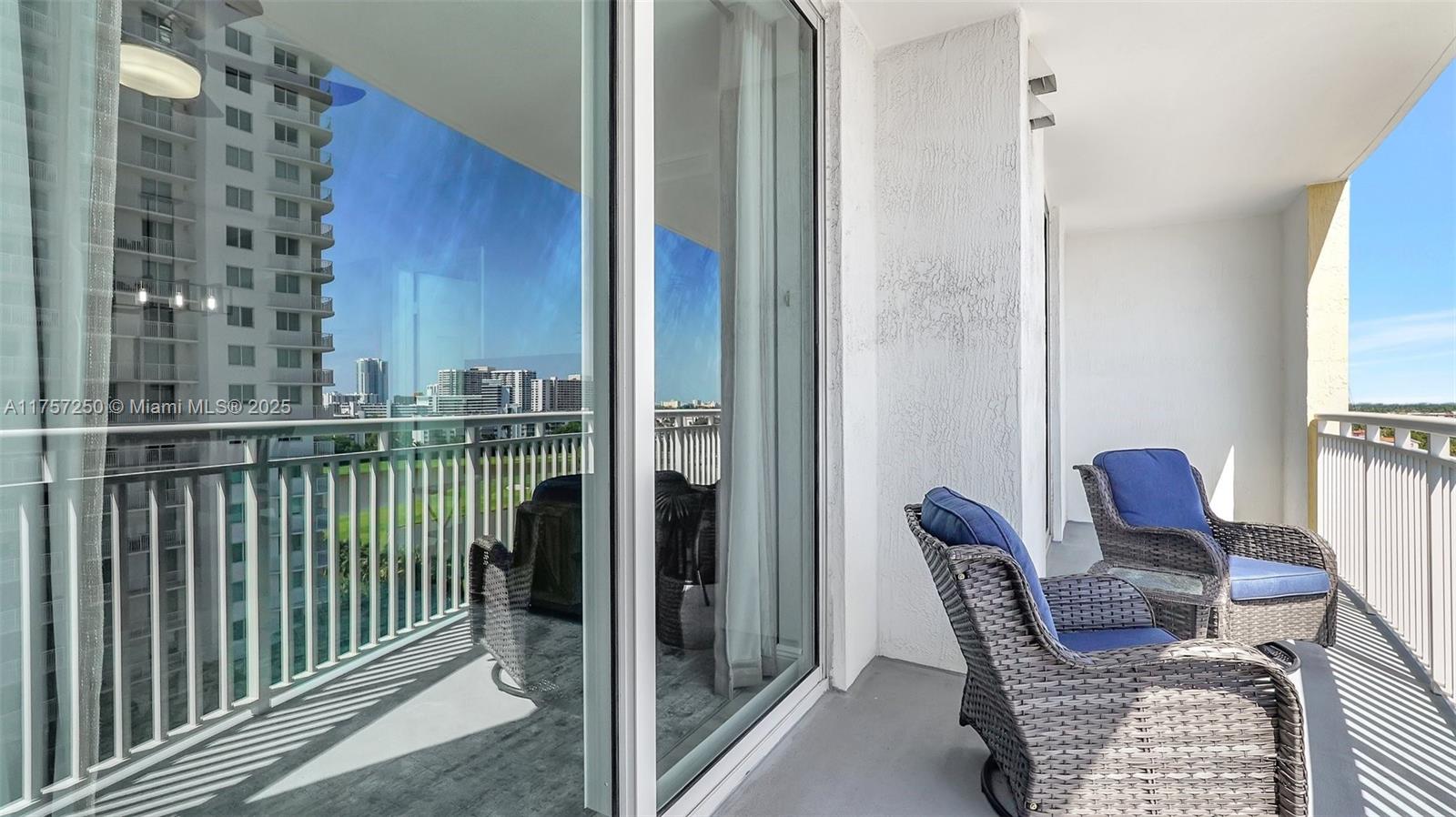 DUO CONDOMINIUM WEST - Residential