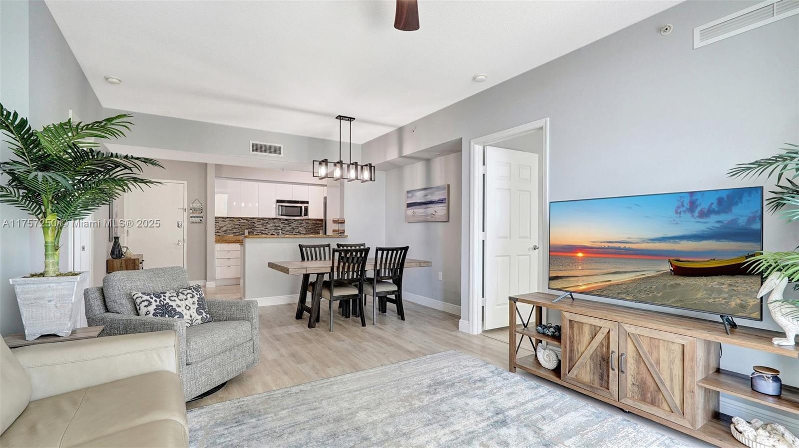 DUO CONDOMINIUM WEST - Residential