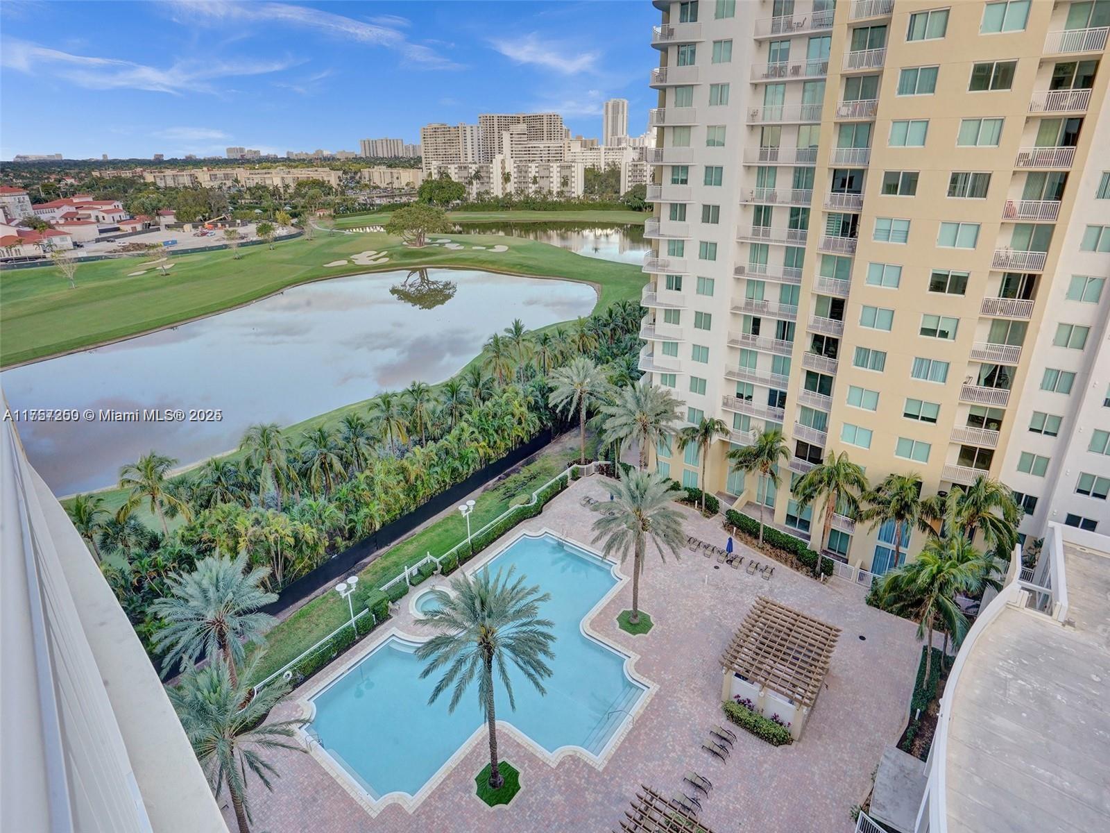 DUO CONDOMINIUM WEST - Residential