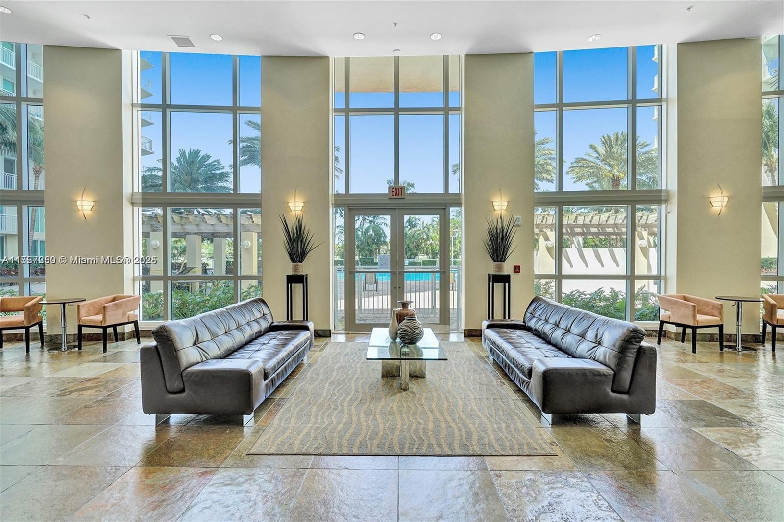 DUO CONDOMINIUM WEST - Residential