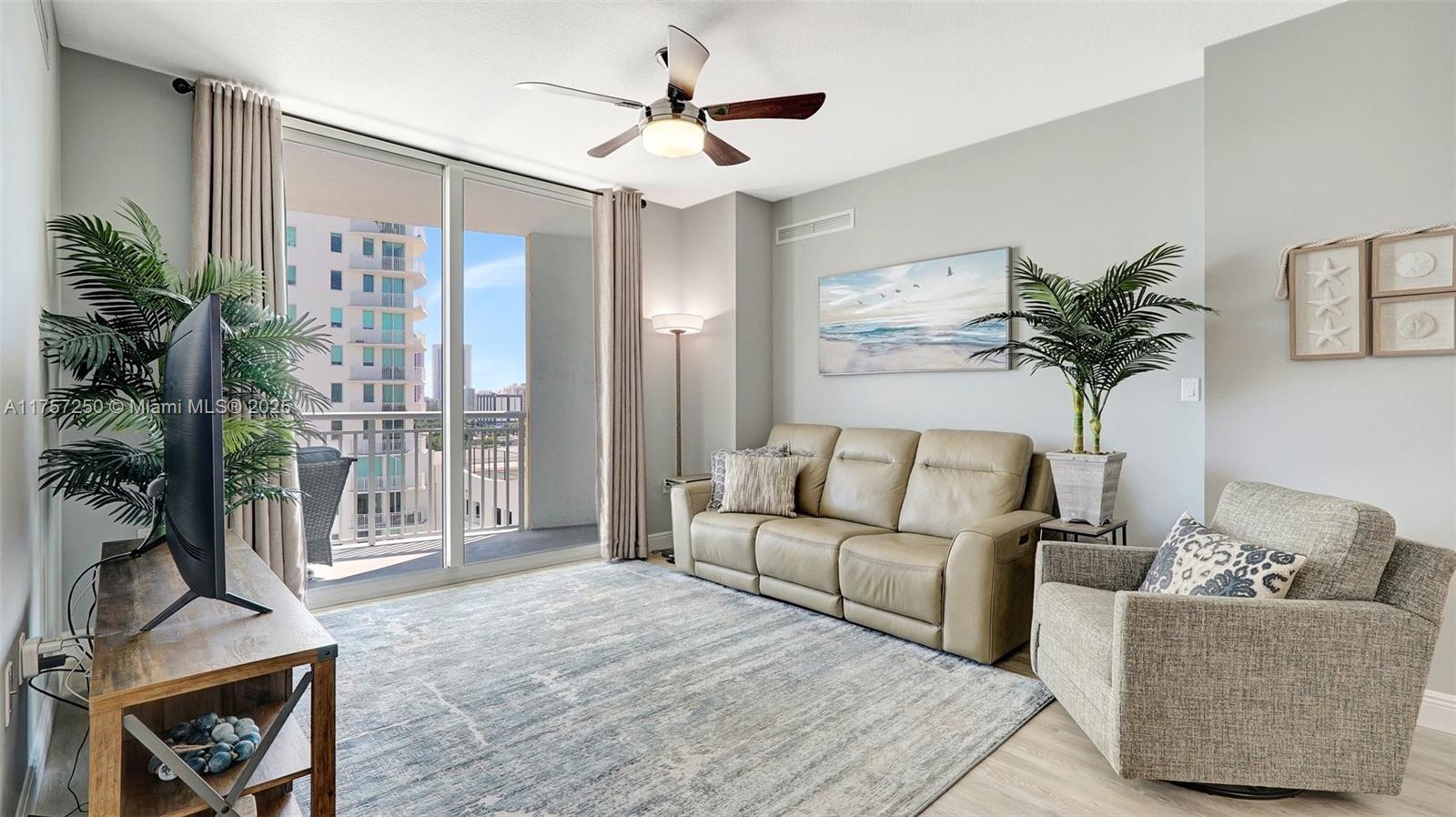 DUO CONDOMINIUM WEST - Residential