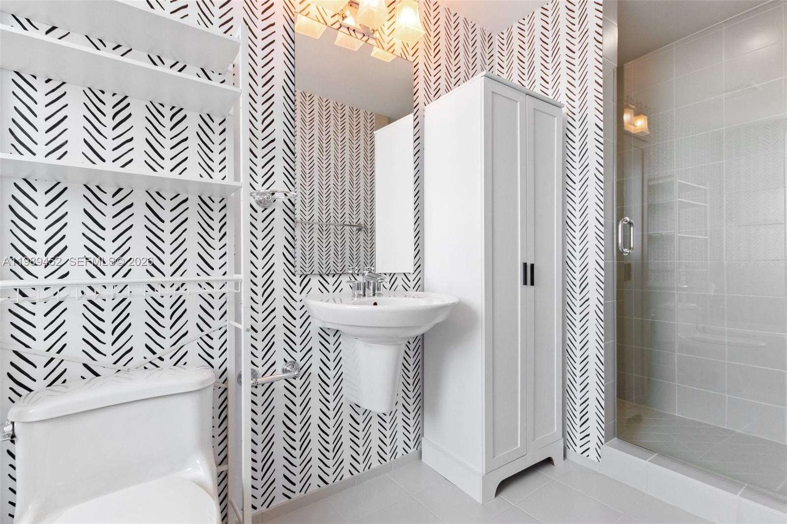 INFINITY AT BRICKELL COND - Residential