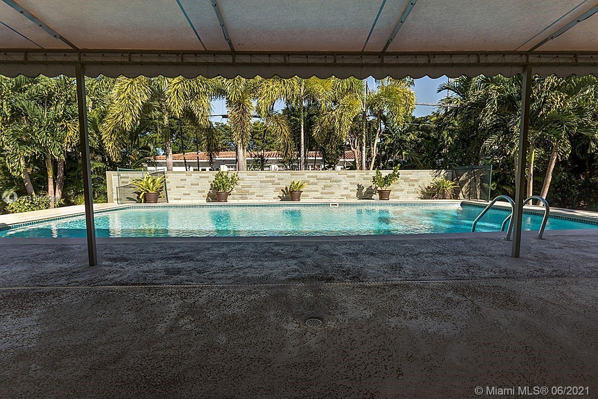 CORAL GABLES COUNTRY CLUB - Residential Lease