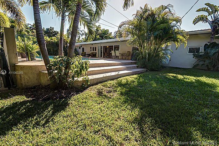 CORAL GABLES COUNTRY CLUB - Residential Lease