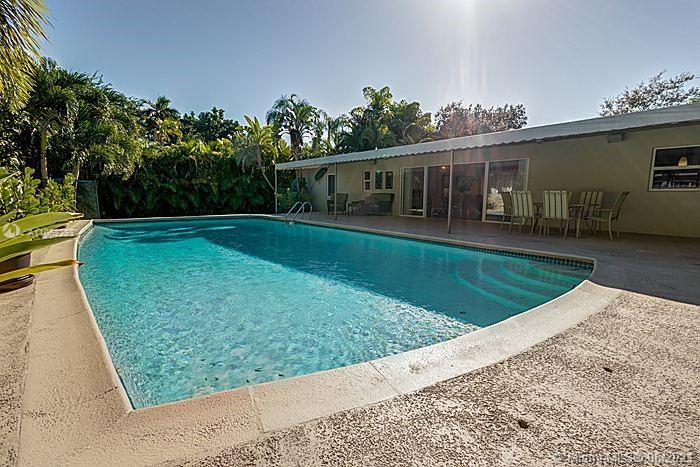 CORAL GABLES COUNTRY CLUB - Residential Lease