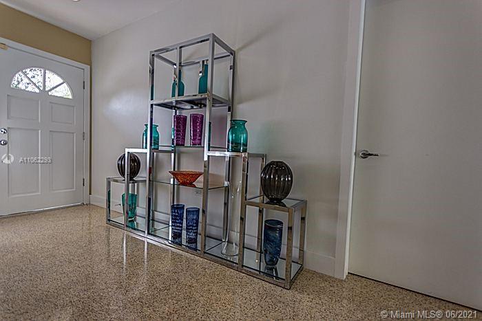 CORAL GABLES COUNTRY CLUB - Residential Lease