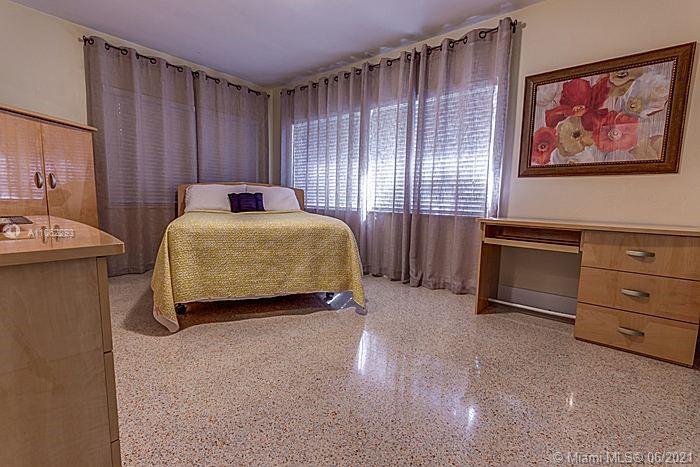 CORAL GABLES COUNTRY CLUB - Residential Lease