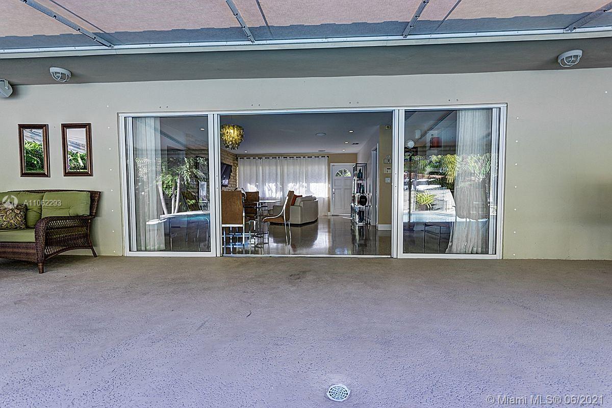 CORAL GABLES COUNTRY CLUB - Residential Lease