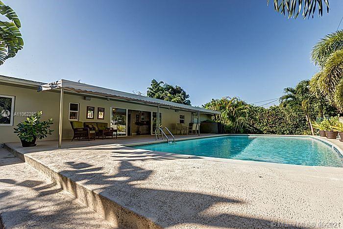 CORAL GABLES COUNTRY CLUB - Residential Lease