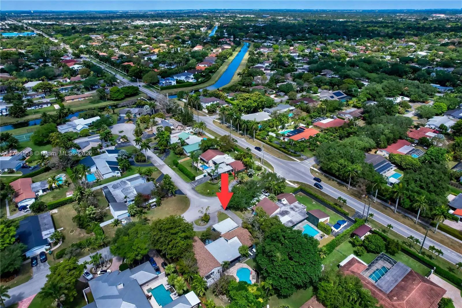 Palmetto Bay, Florida 33157, United States, 4 Bedrooms Bedrooms, ,3 BathroomsBathrooms,Residential,Pending,109389