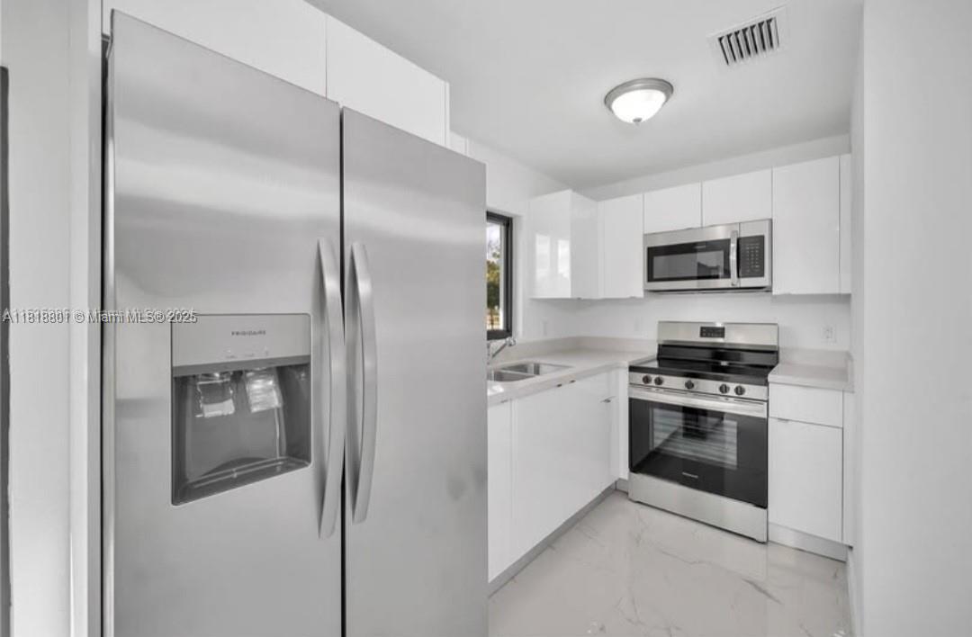 ROCKWOOD SUB - Residential Income