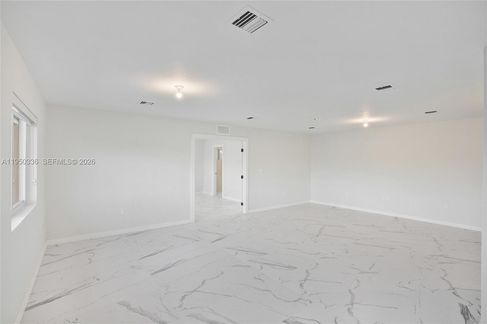 BELLEVUE BISCAYNE - Residential Income