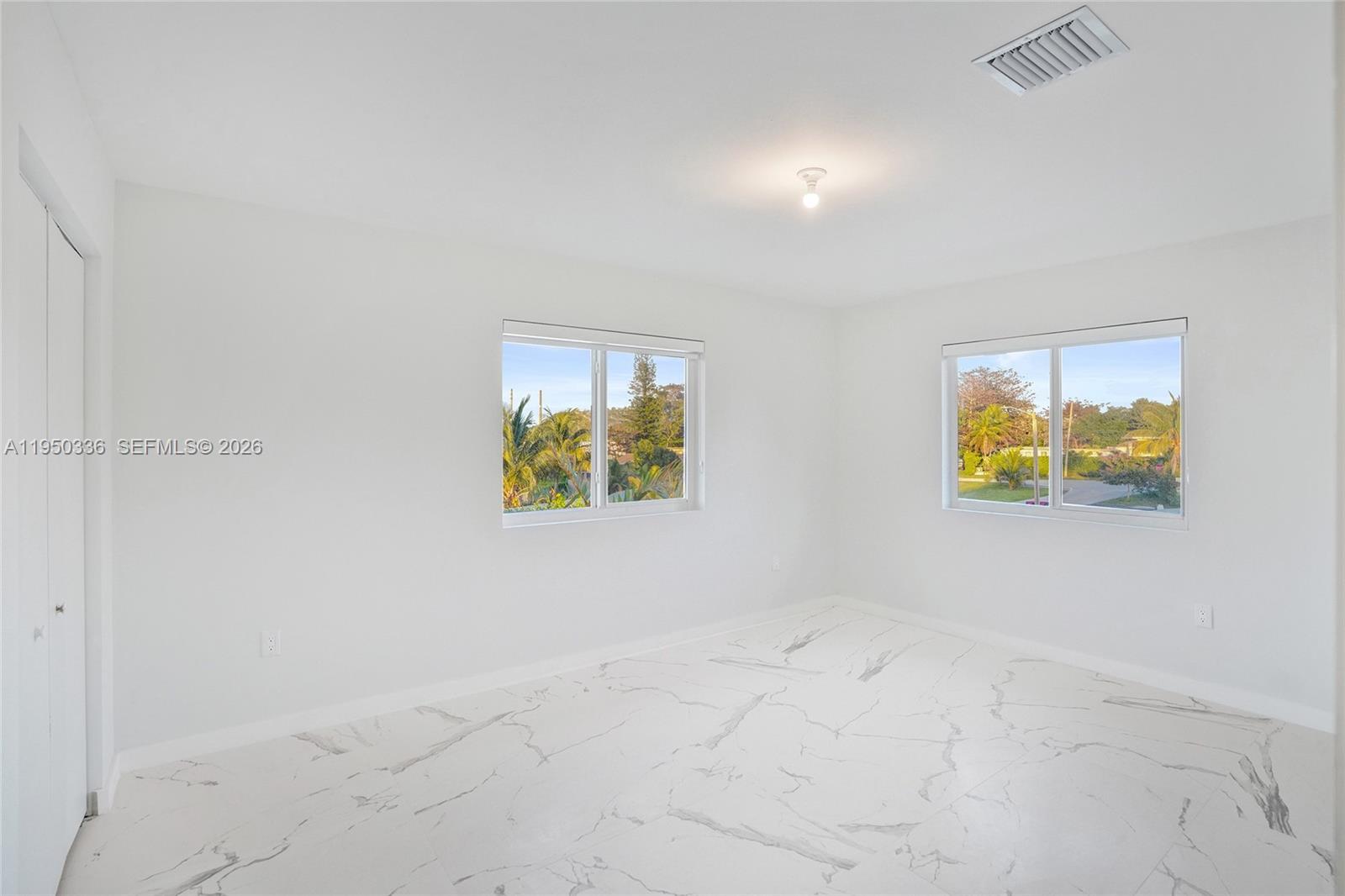 BELLEVUE BISCAYNE - Residential Income