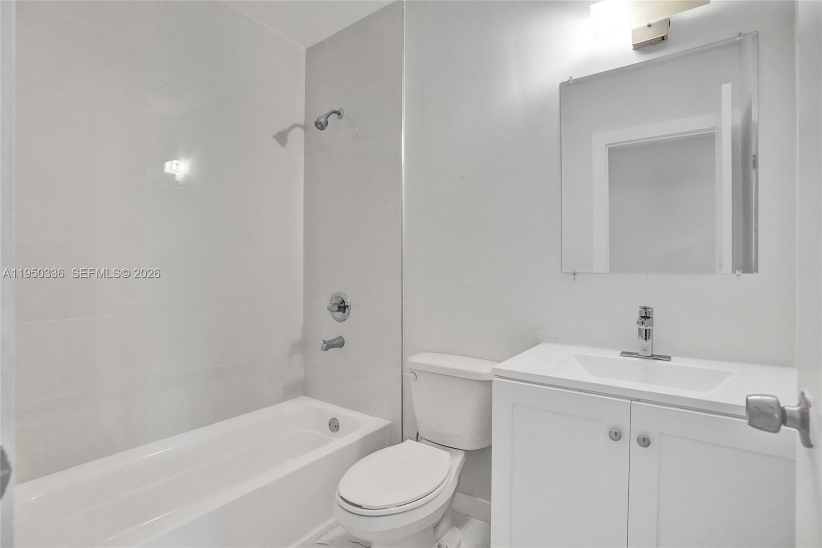 BELLEVUE BISCAYNE - Residential Income