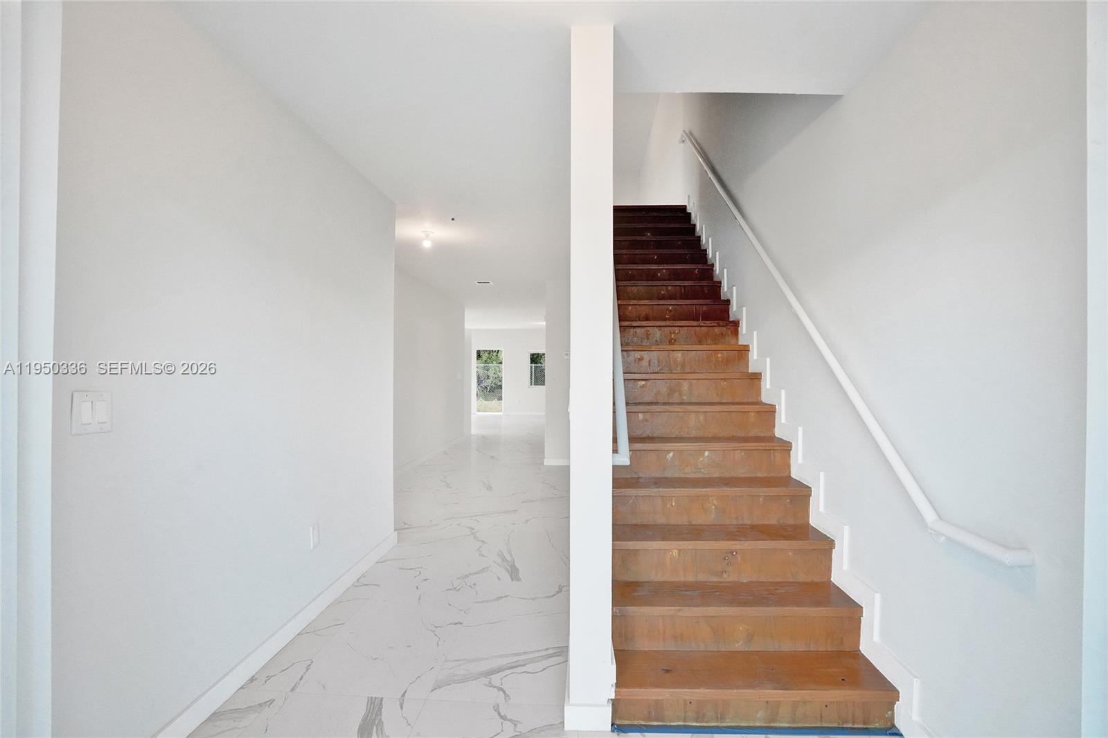 BELLEVUE BISCAYNE - Residential Income