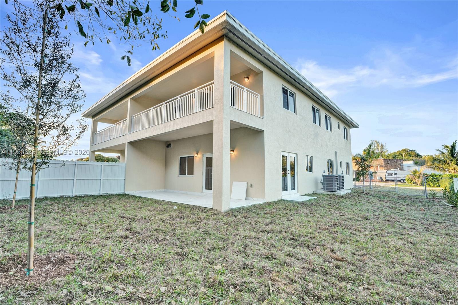 BELLEVUE BISCAYNE - Residential Income