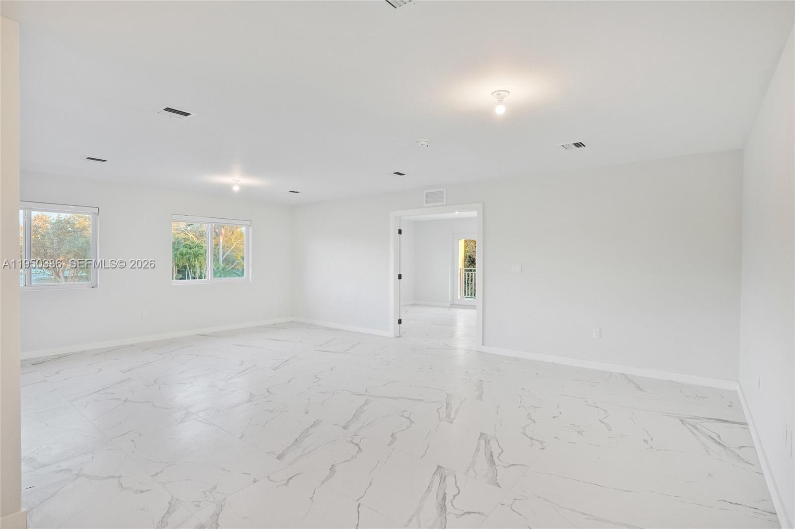 BELLEVUE BISCAYNE - Residential Income