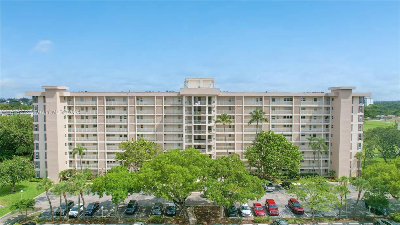 NO 21 PALM-AIRE COUNTRY C - Residential Lease