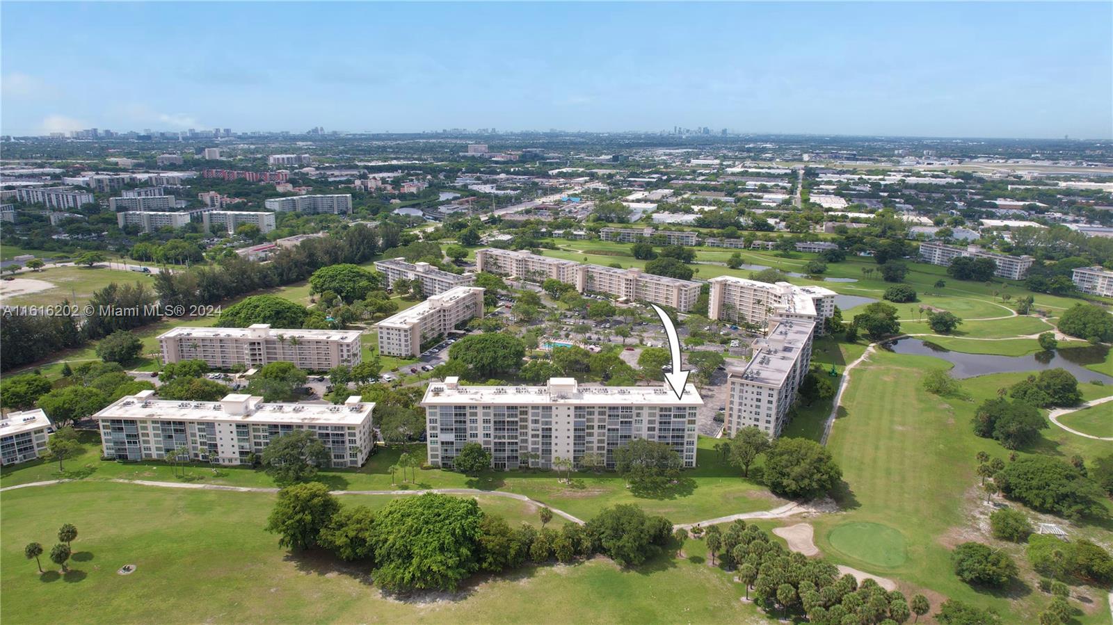 NO 21 PALM-AIRE COUNTRY C - Residential Lease