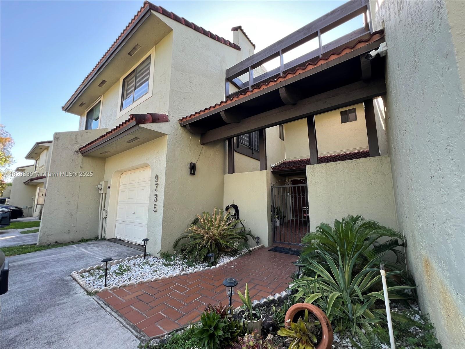 9735 Costa Del Sol Blvd F-101