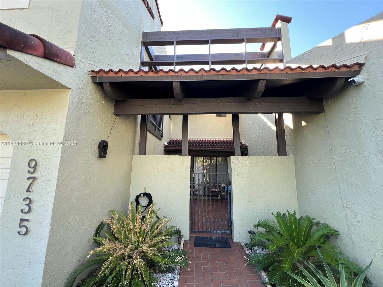 9735 Costa Del Sol Blvd F-101