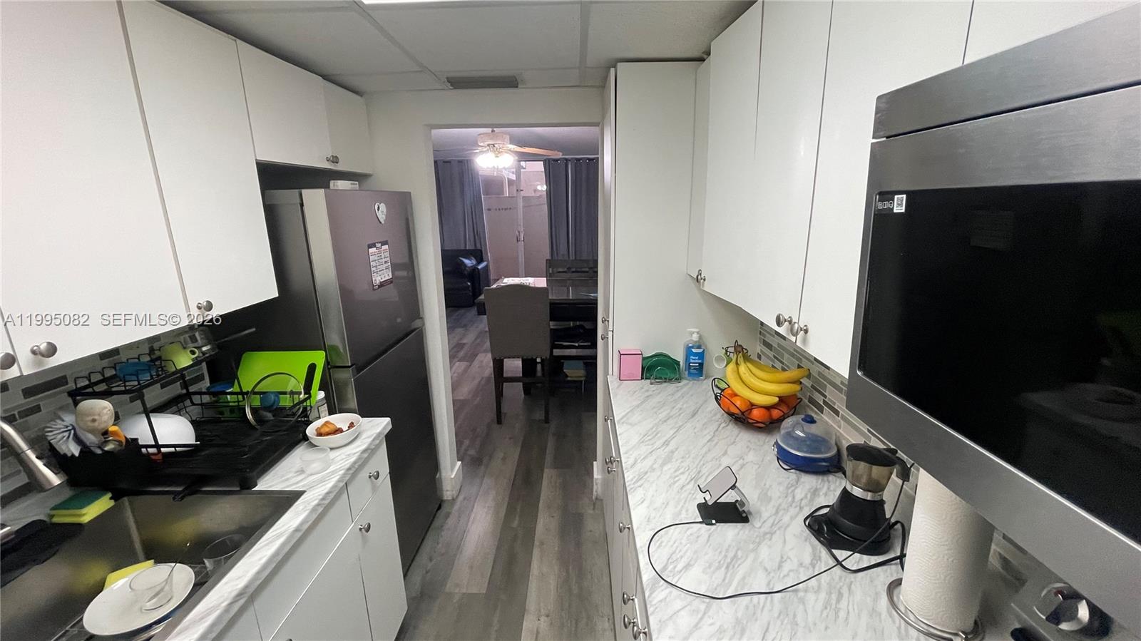 THE TERRACES CONDO PH II - Residential Lease